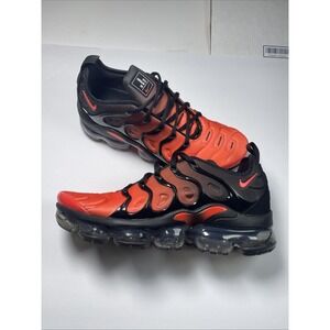 Nike Air VaporMax Plus Black Bright Crimson DZ4857-001 Mens Size 8